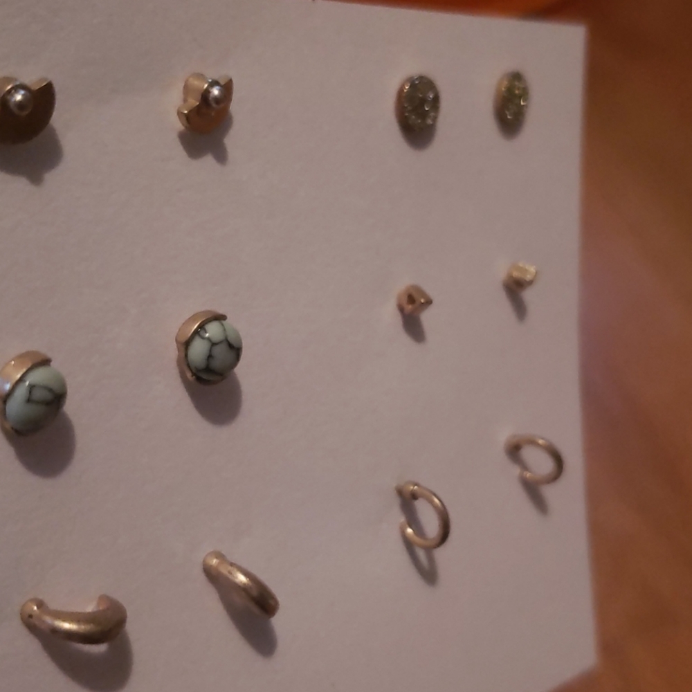 LAST CHANCE! Set of 6 minimalist earring posts